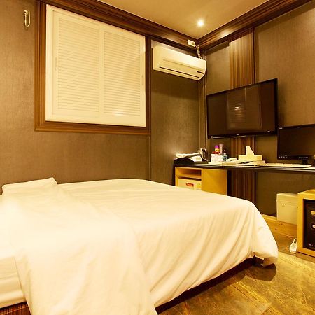 Boutique Juan Yam Motel Incheon Bagian luar foto