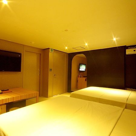 Boutique Juan Yam Motel Incheon Bagian luar foto