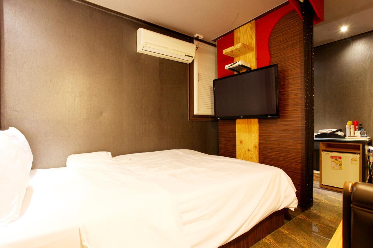 Boutique Juan Yam Motel Incheon Bagian luar foto