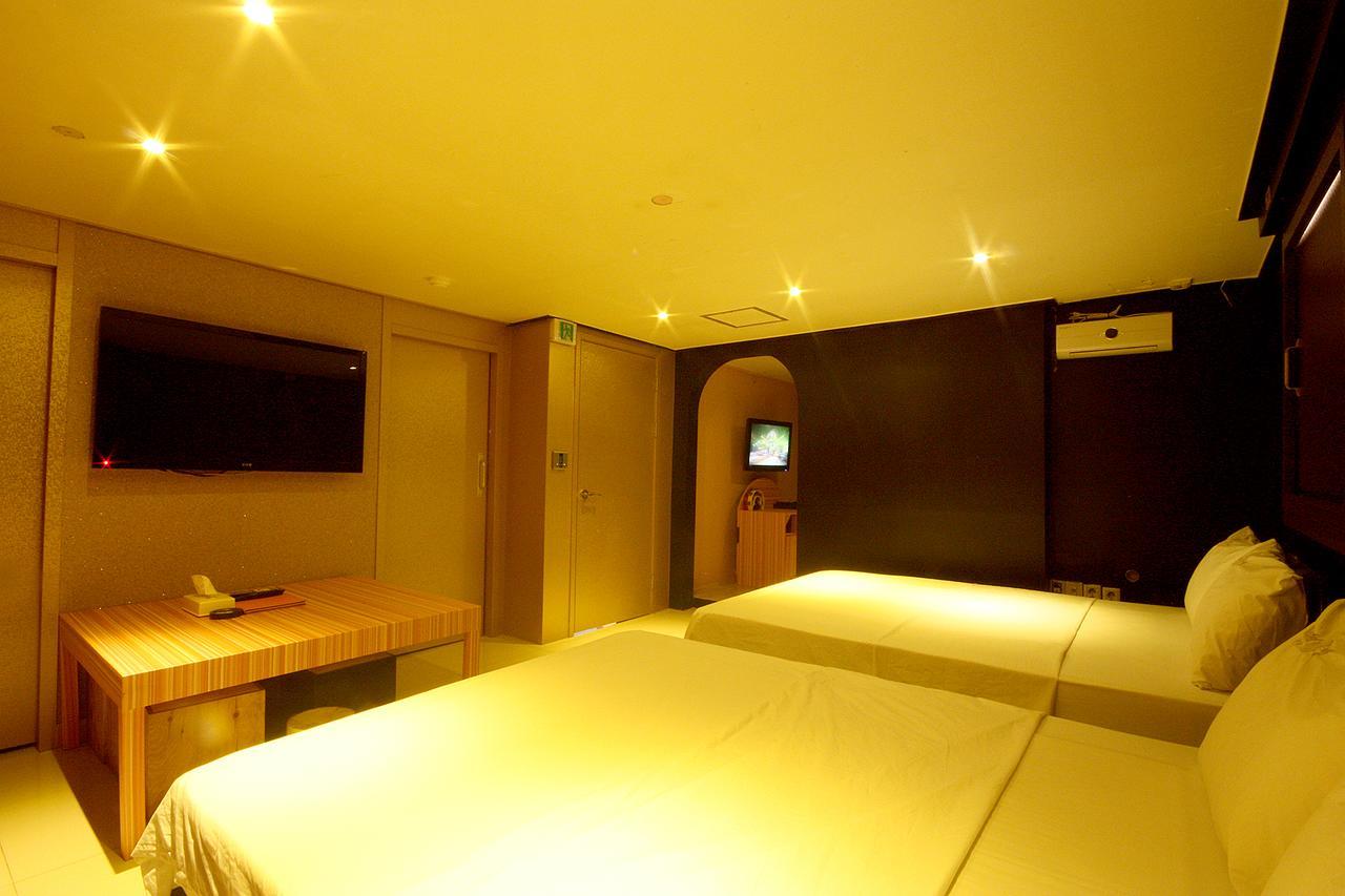 Boutique Juan Yam Motel Incheon Bagian luar foto