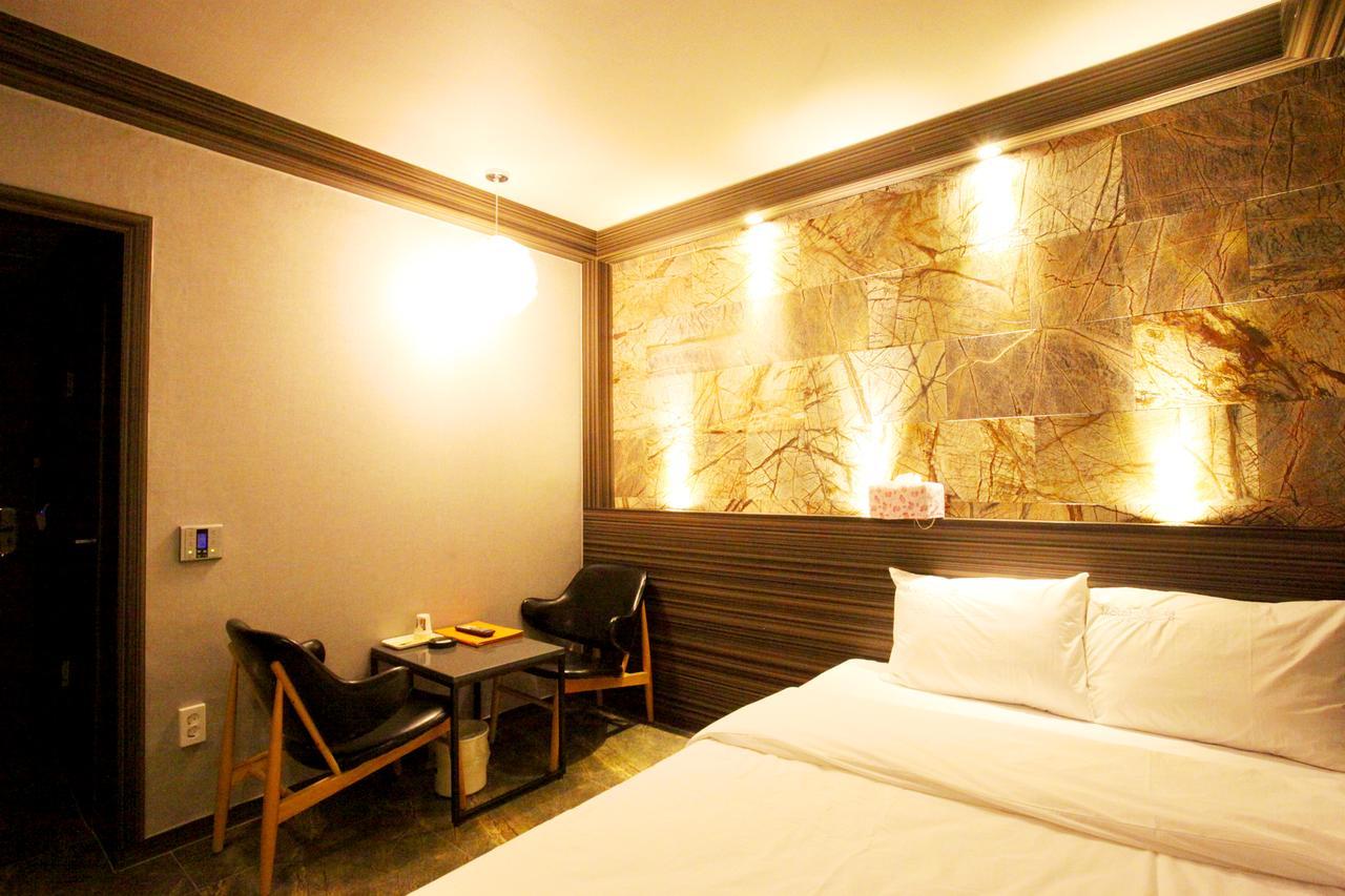 Boutique Juan Yam Motel Incheon Bagian luar foto