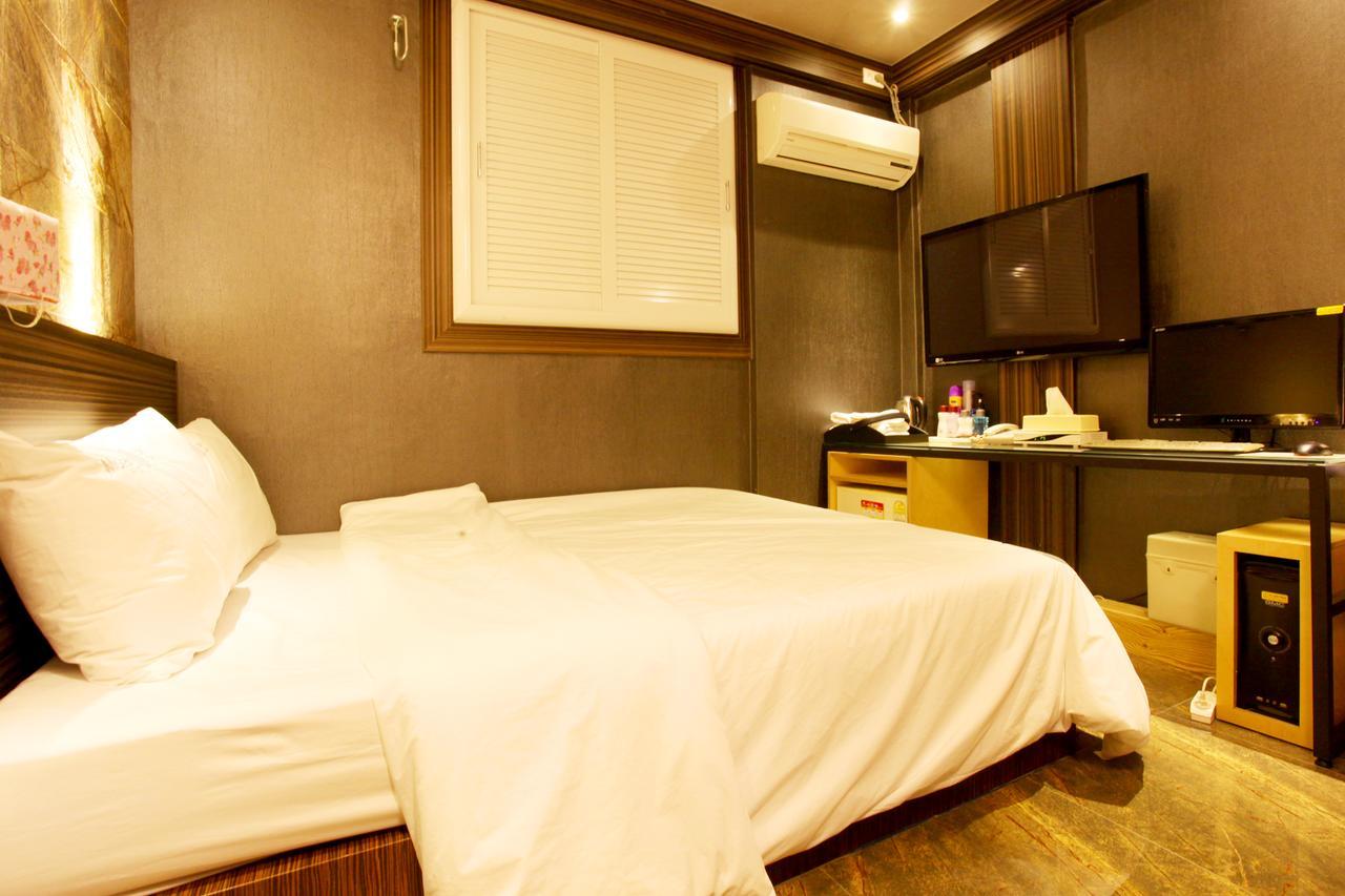 Boutique Juan Yam Motel Incheon Bagian luar foto