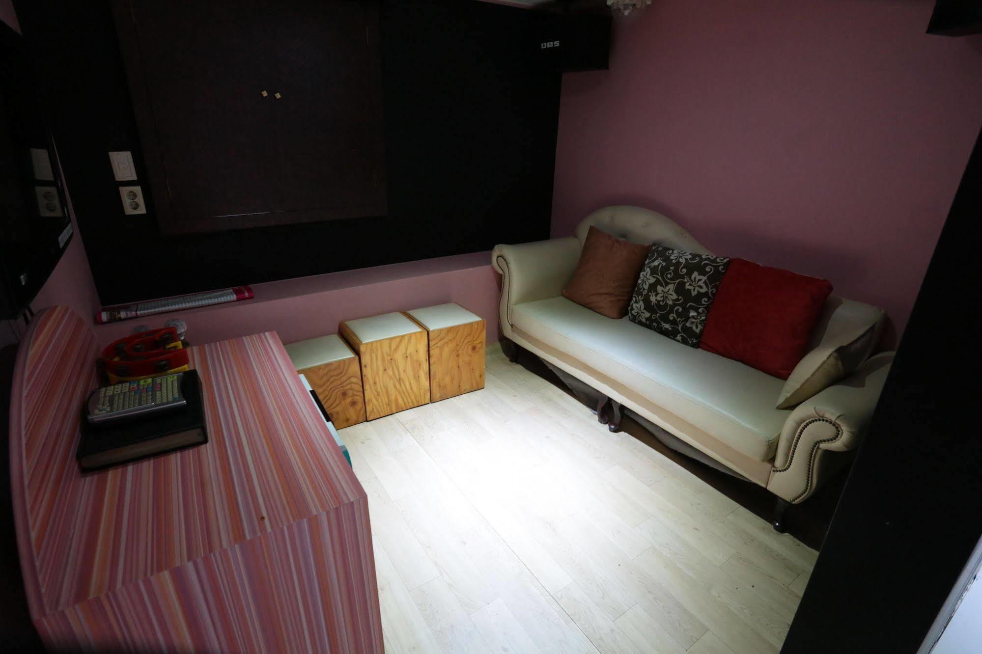 Boutique Juan Yam Motel Incheon Bagian luar foto