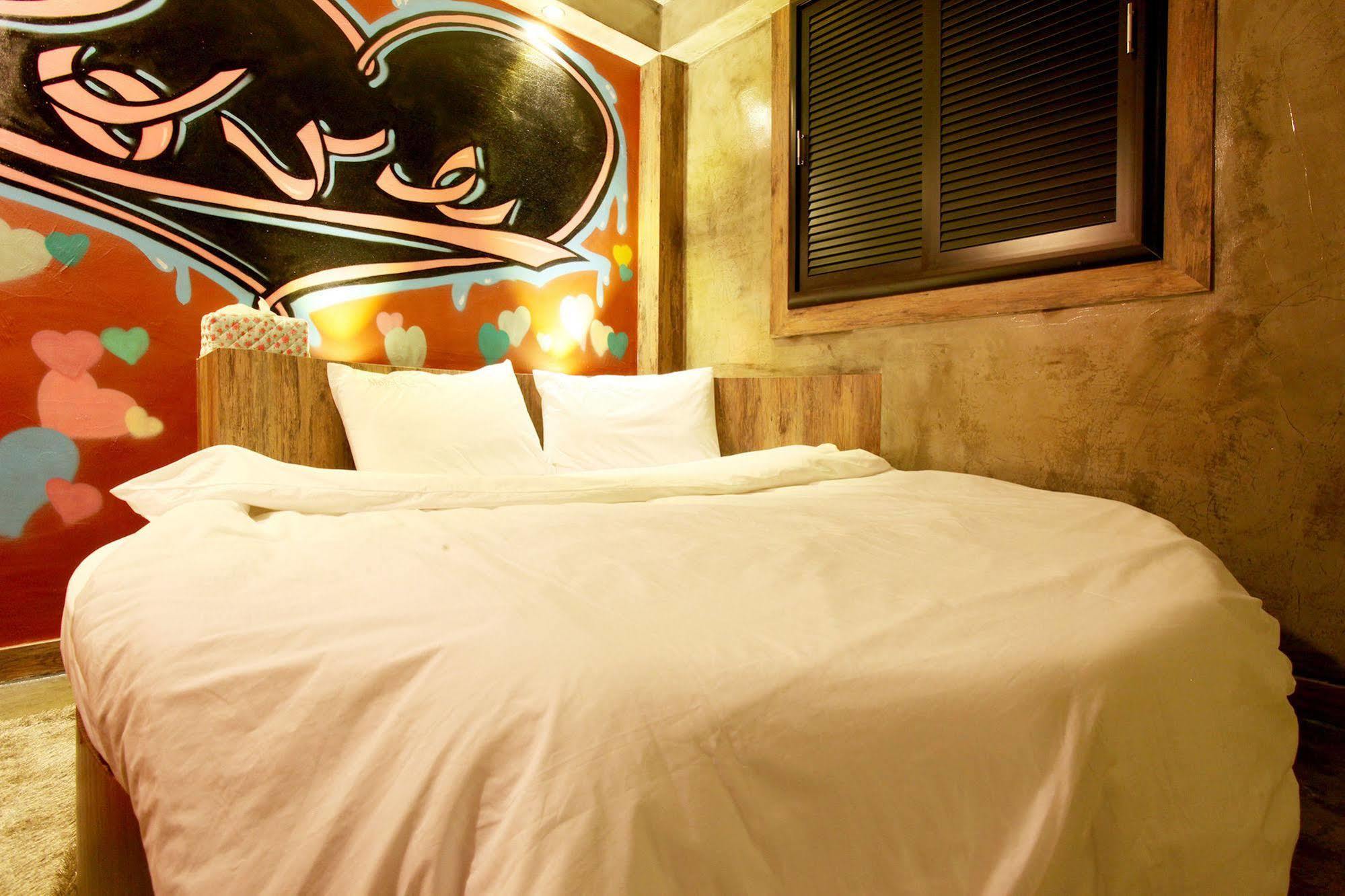 Boutique Juan Yam Motel Incheon Bagian luar foto