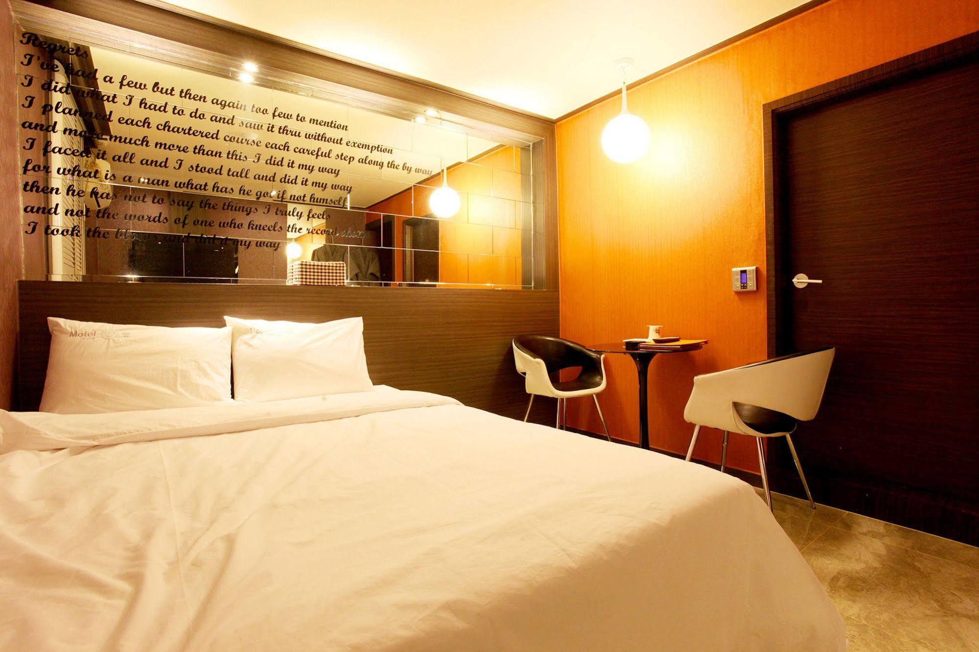 Boutique Juan Yam Motel Incheon Bagian luar foto