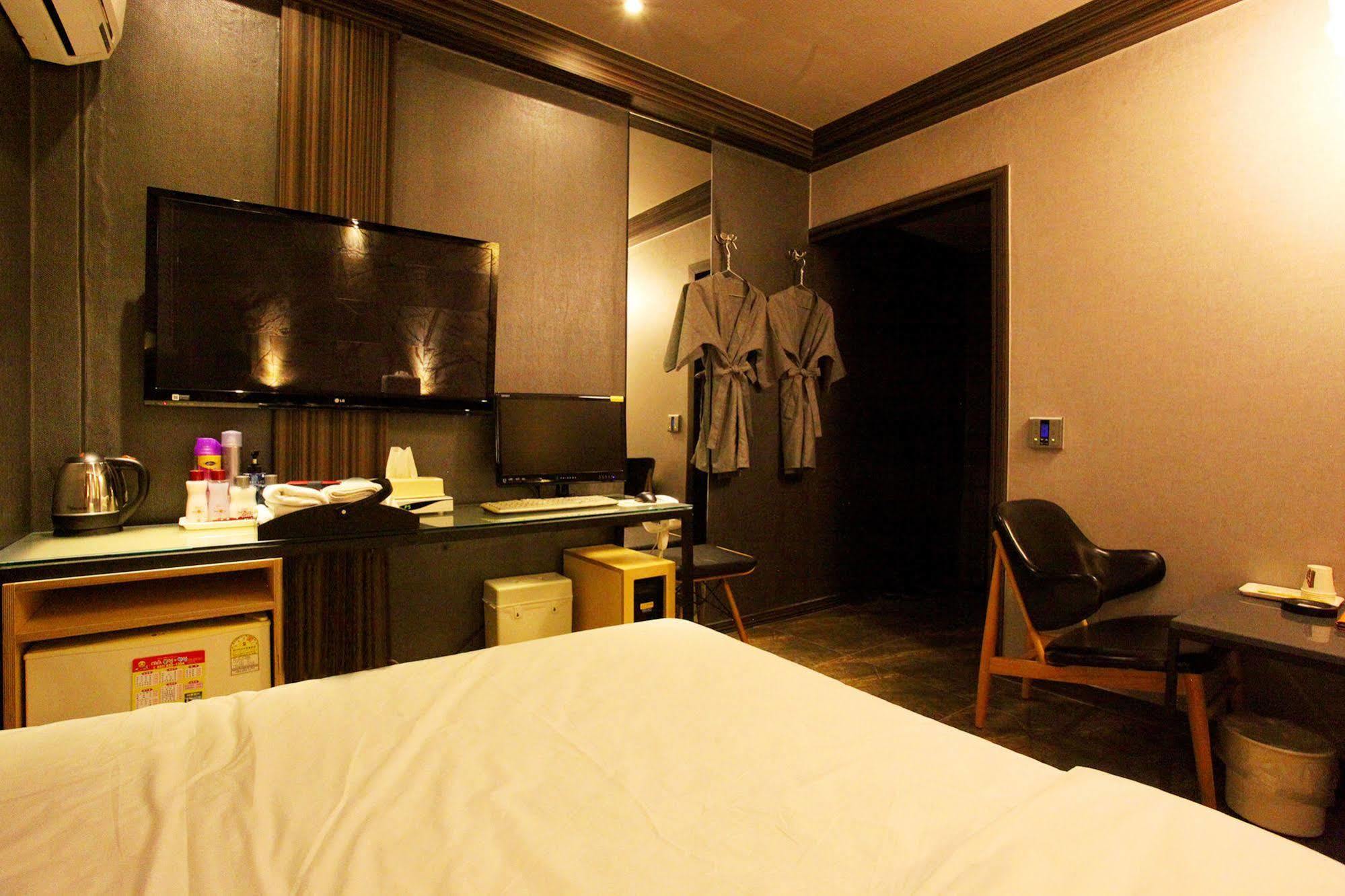 Boutique Juan Yam Motel Incheon Bagian luar foto